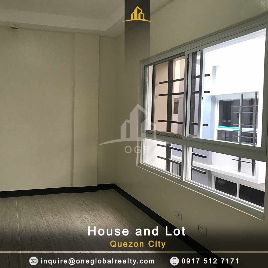 Property Type: House and Lot

Location: Carnation St, Farview, Quezon City

Developer: ---

Lot Area: 60.21 square meters
Floor Area: 178 square meters

Price for Sale: Php 7,300,000